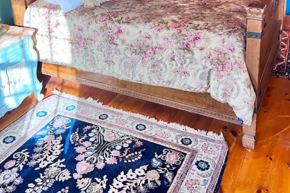 Photo of Bedroom in Franklin Springs