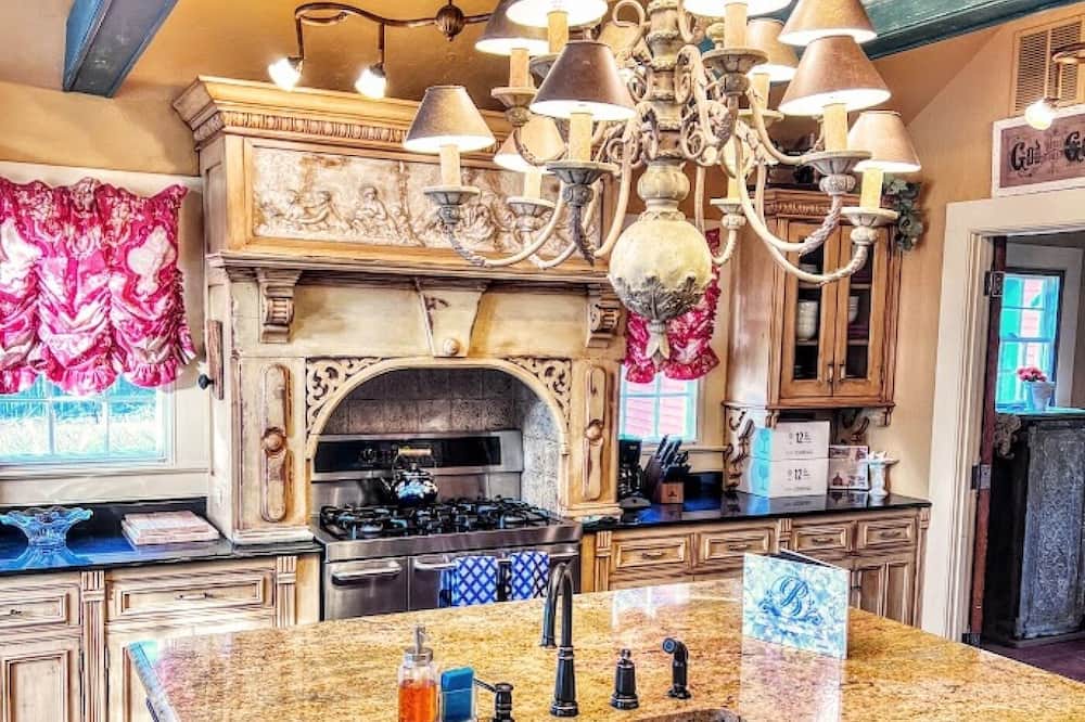 Photo of Kitchen in Franklin Springs