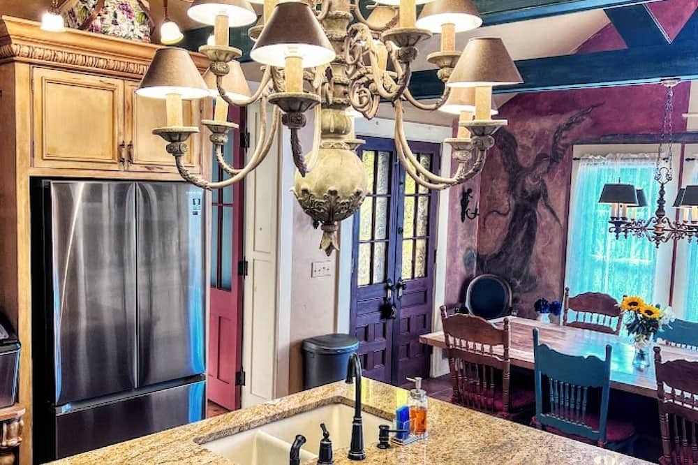 Photo of Kitchen in Franklin Springs