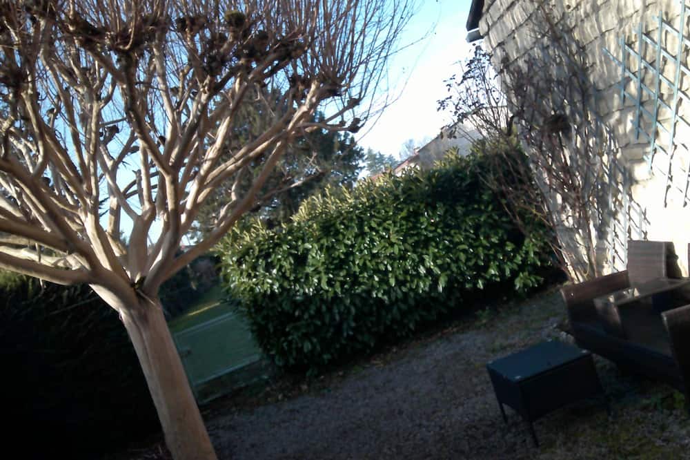 Photo of Patio Balcony in Montmorillon