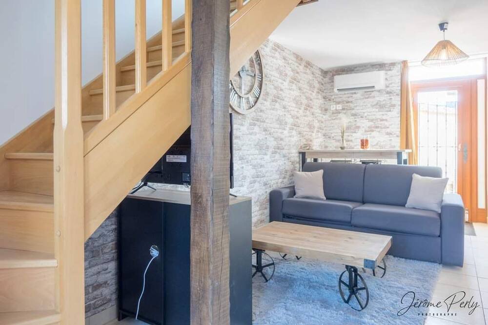 Photo of Livingroom in Fay-aux-Loges