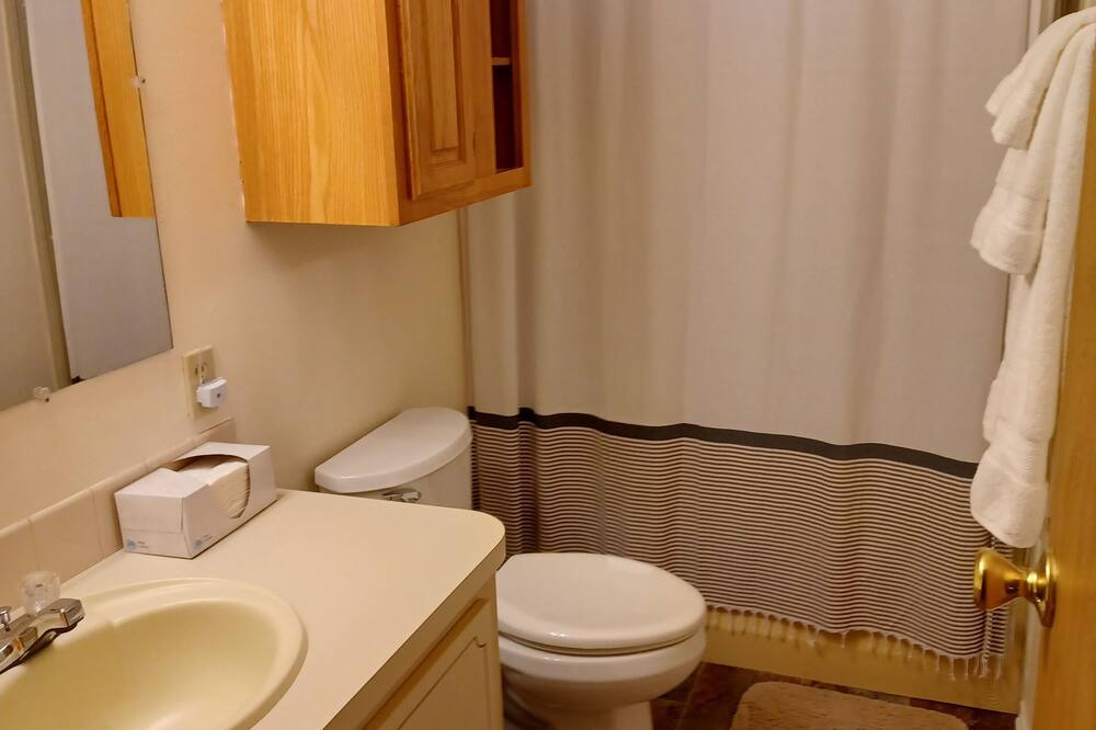 Photo of Bathroom in Leesburg