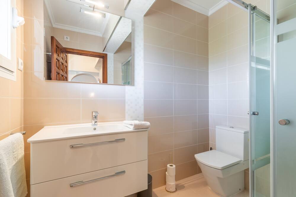 Photo of Bathroom in Pinar del Advocat