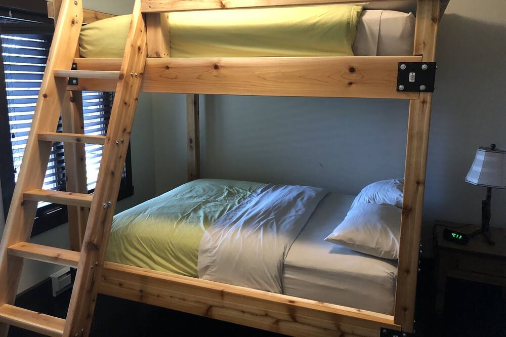 Photo of Bedroom in Saint-Hippolyte
