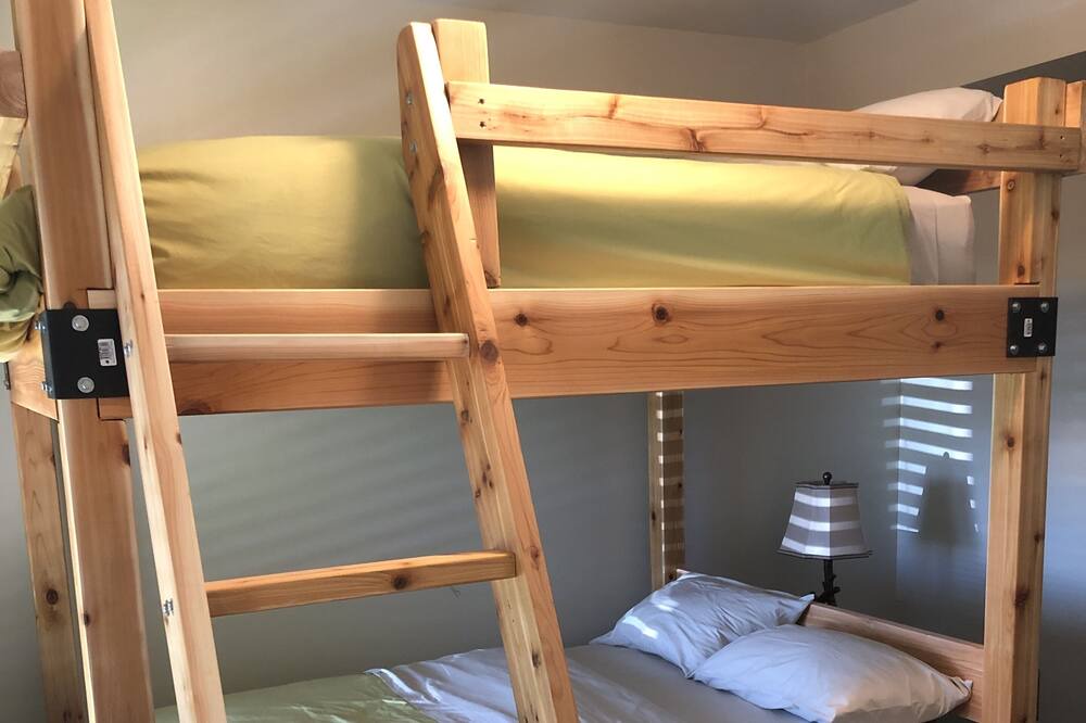Photo of Bedroom in Saint-Hippolyte