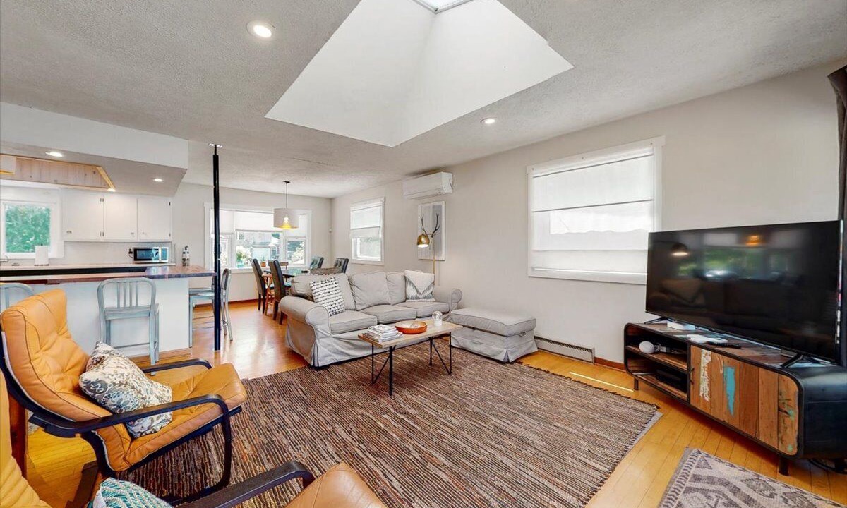 Photo of Livingroom in Jim Thorpe