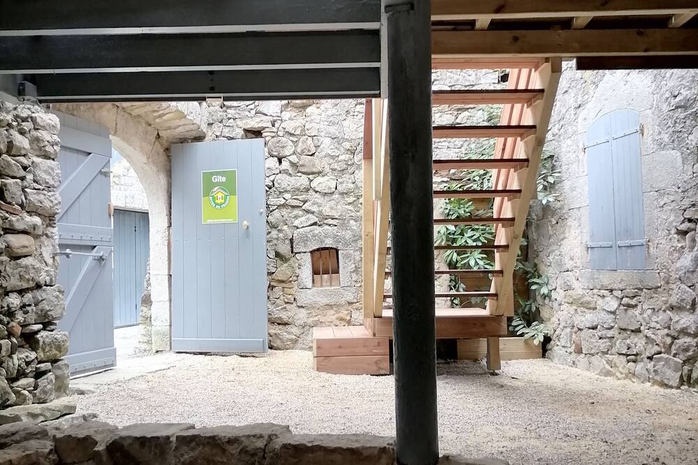 Photo of Outdoor in Chauzon