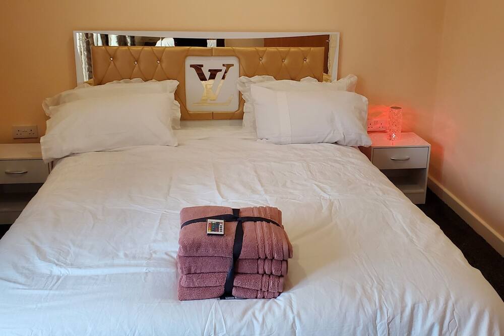 Photo of Bedroom in Openshaw