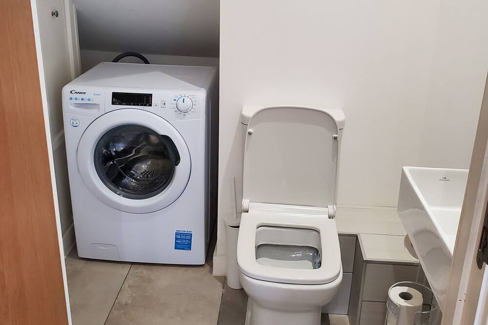 Photo of Others in Openshaw