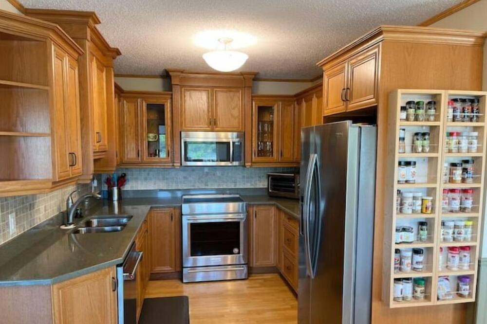 Photo of Kitchen in Lac du Bonnet
