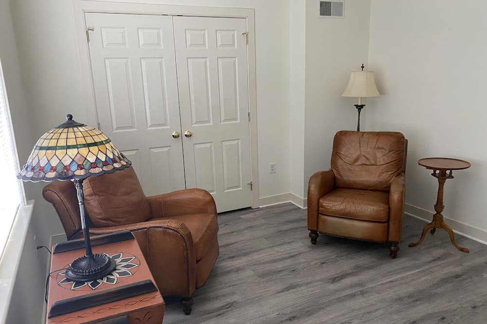 Photo of Bedroom in Rohrerstown