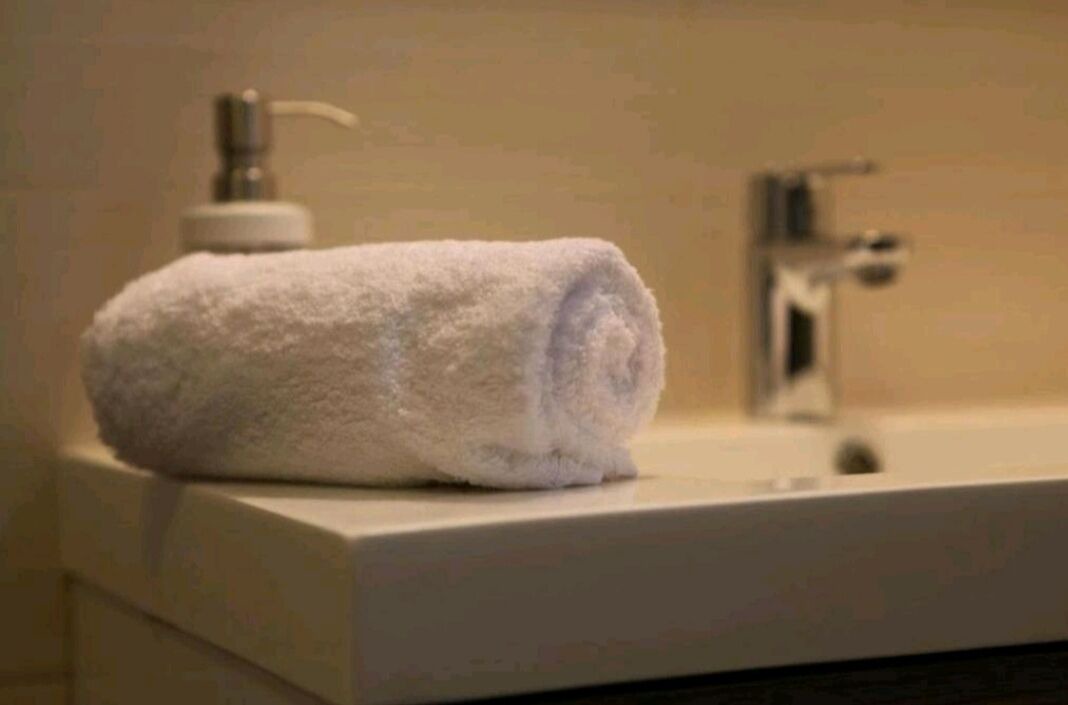 Photo of Bathroom in Fleury-les-Aubrais