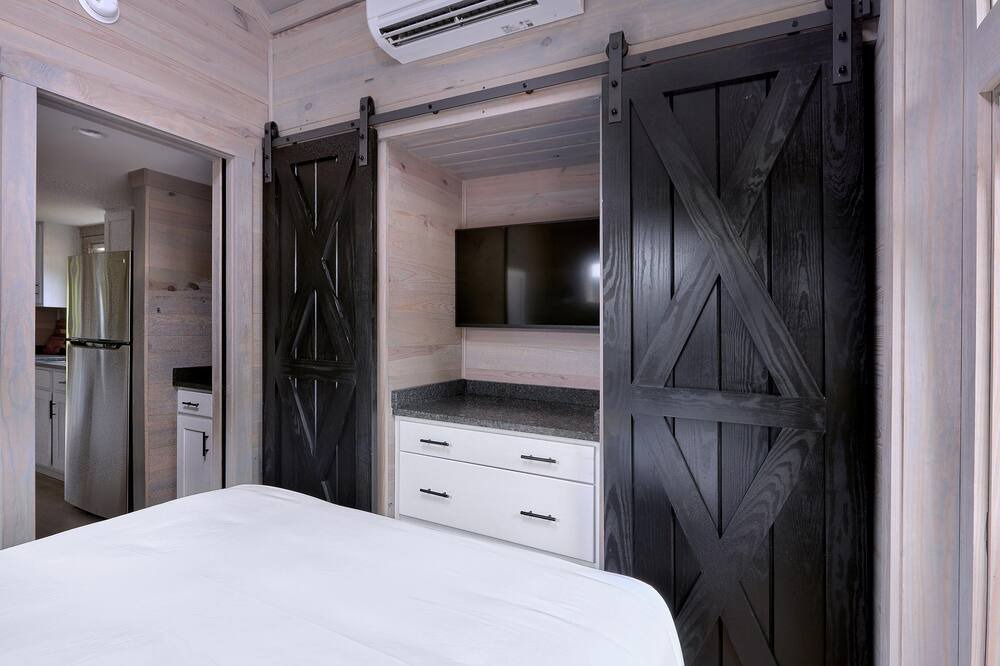 Photo of Bedroom in Arden