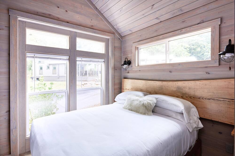 Photo of Bedroom in Arden