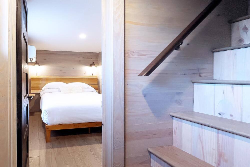Photo of Bedroom in Arden