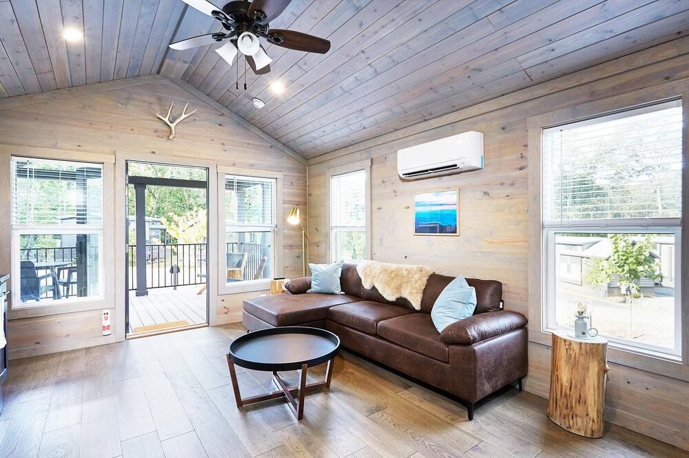 Photo of Livingroom in Arden