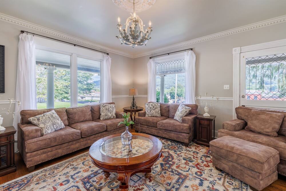 Photo of Bedroom in Fort Payne
