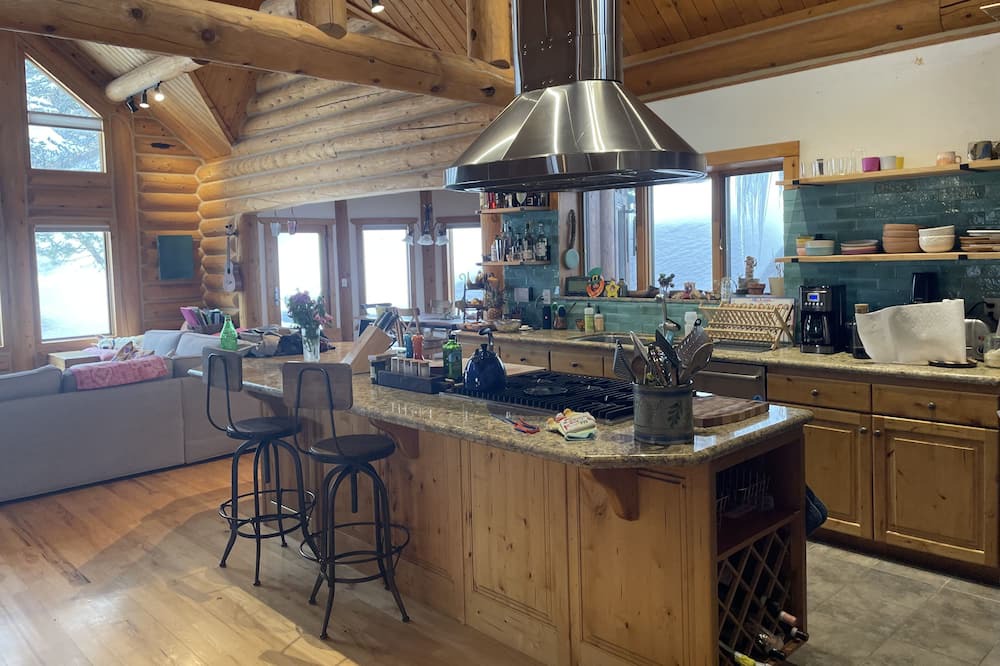 Photo of Kitchen in Pineridge
