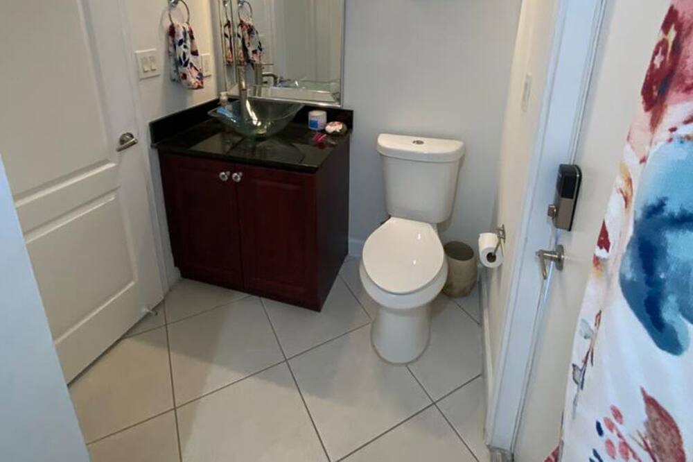 Photo of Bathroom in Richmond West