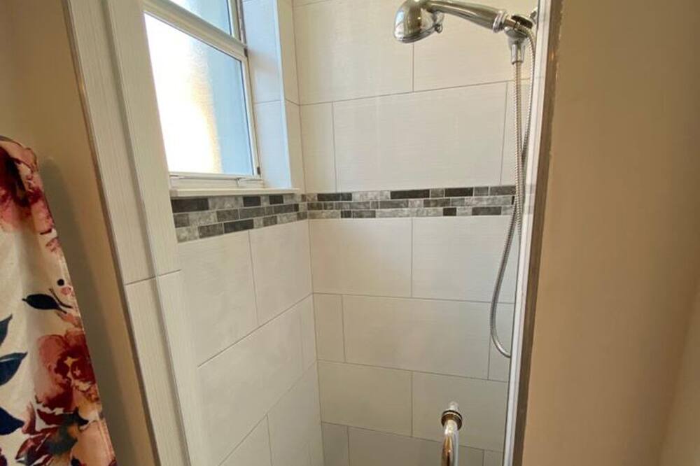 Photo of Bathroom in Richmond West