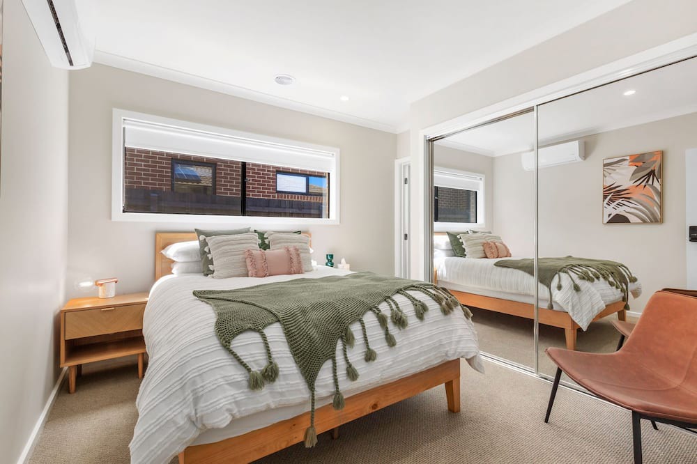 Photo of Others in Armstrong Creek