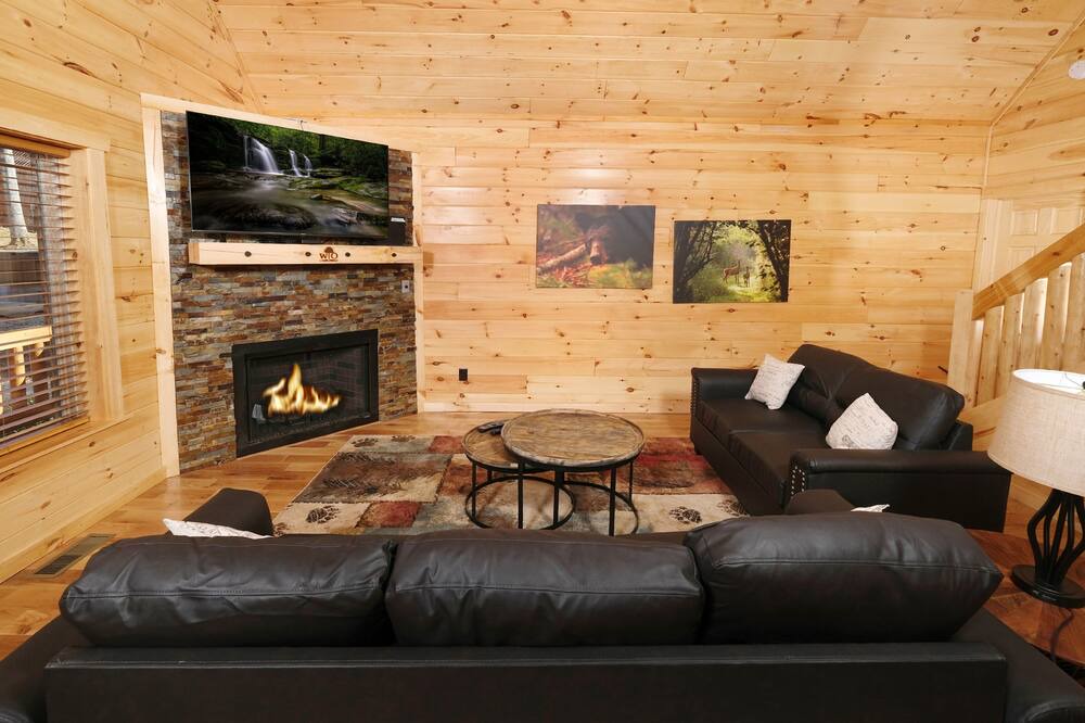 Photo of Others in White Oak Lodge