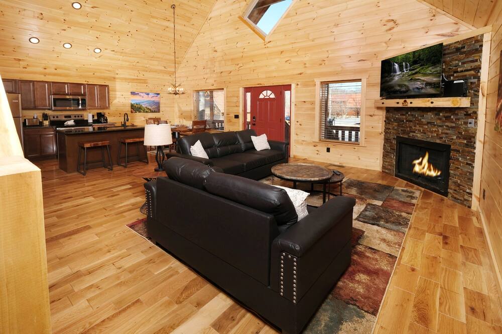 Photo of Others in White Oak Lodge