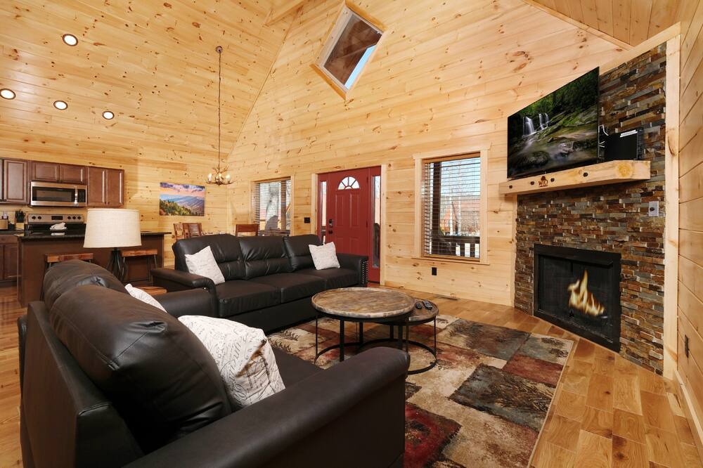 Photo of Others in White Oak Lodge