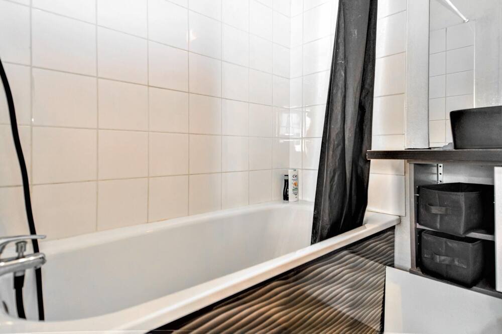 Photo of Bathroom in Gallargues-le-Montueux