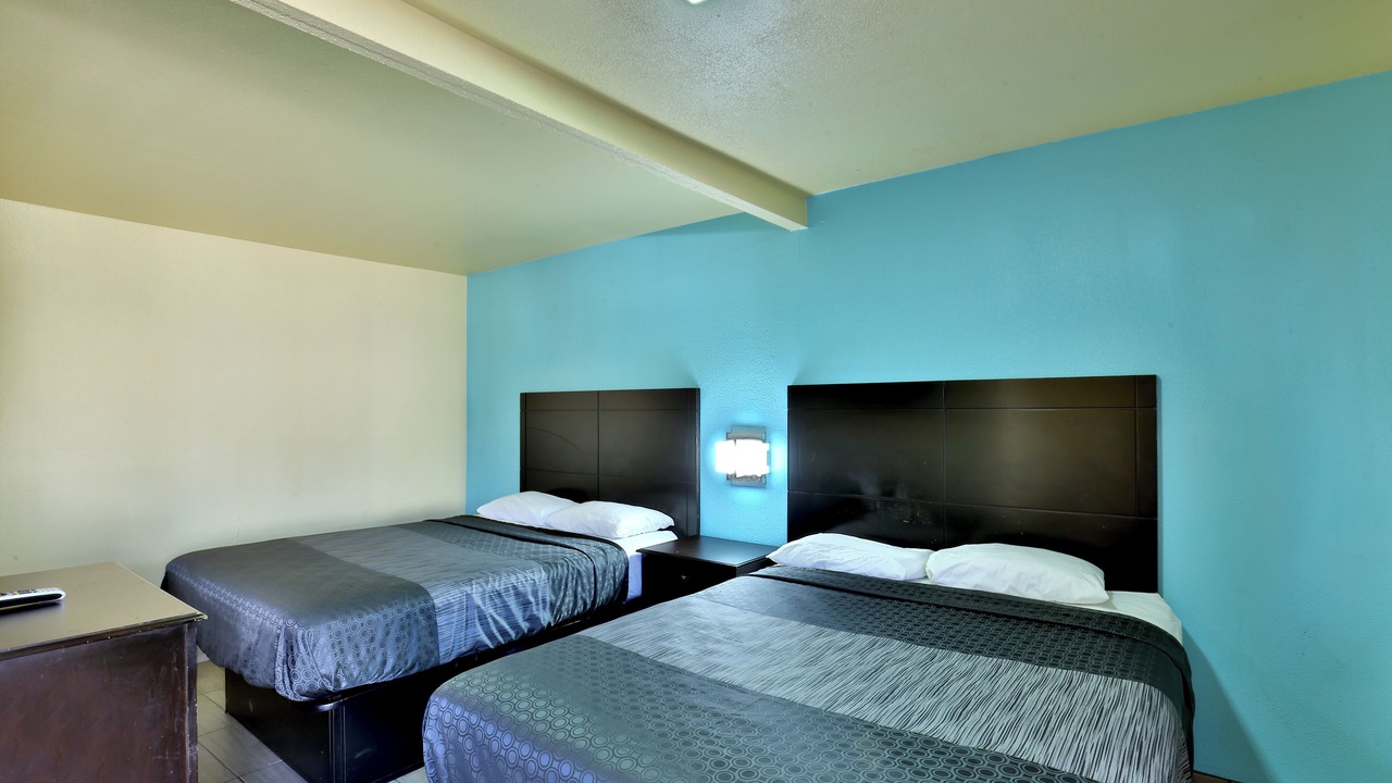 Photo of Bedroom in Oak Park - Northwood