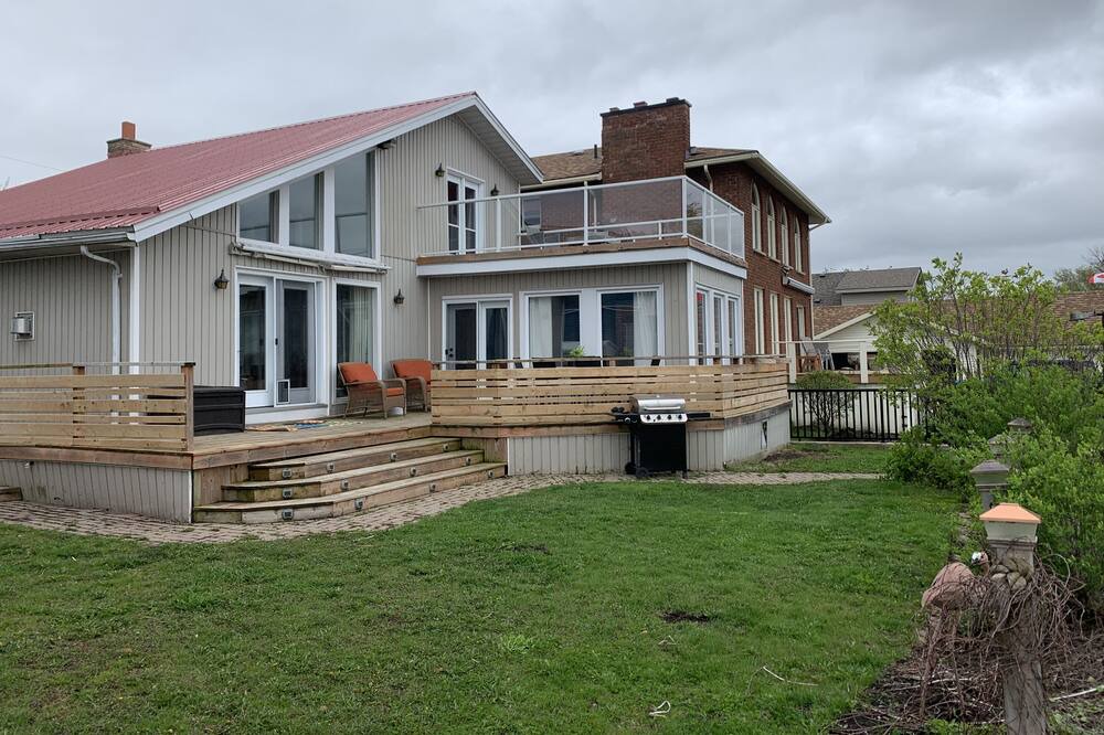 Photo of Outdoor in Rossmore