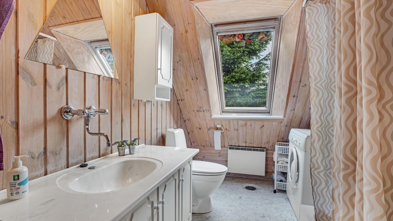 Photo of Bathroom in Lihme