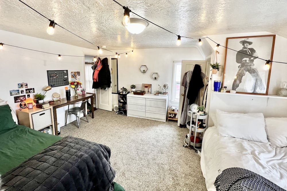 Photo of Bedroom in Logan