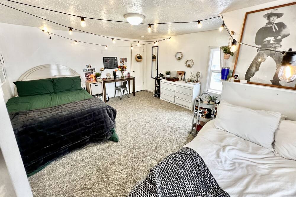 Photo of Bedroom in Logan