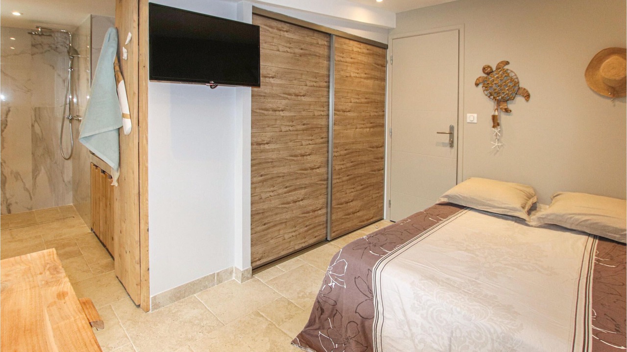 Photo of Others in Rognonas