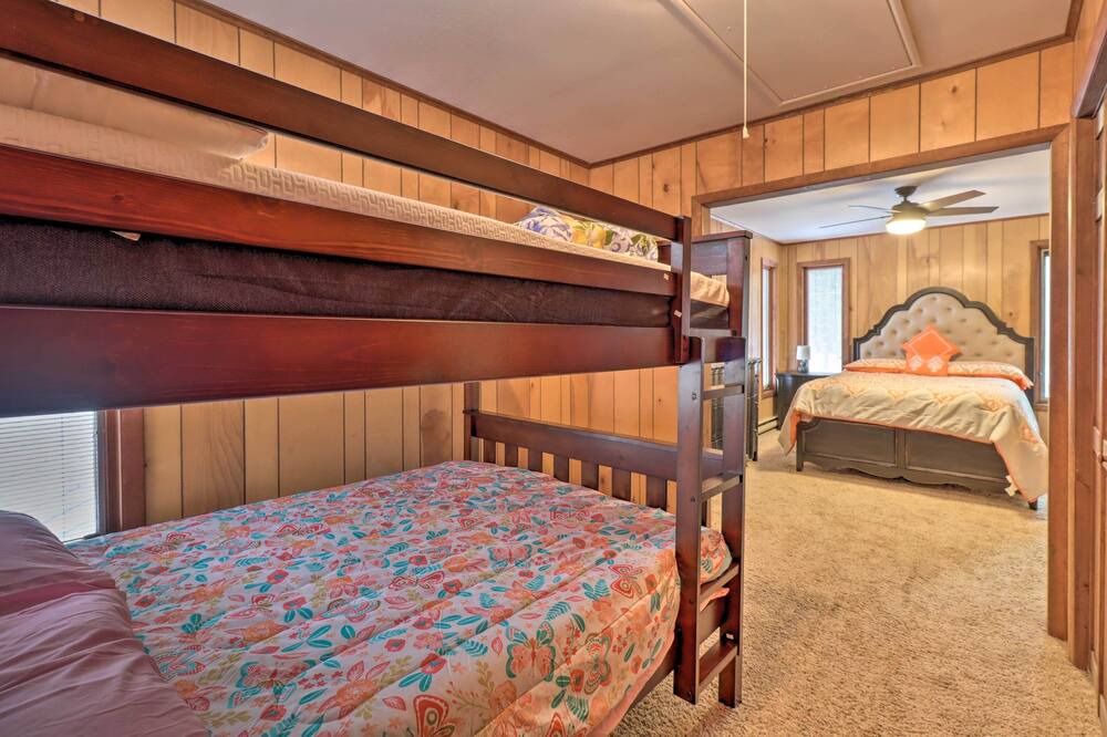 Photo of Bedroom in Blakeslee