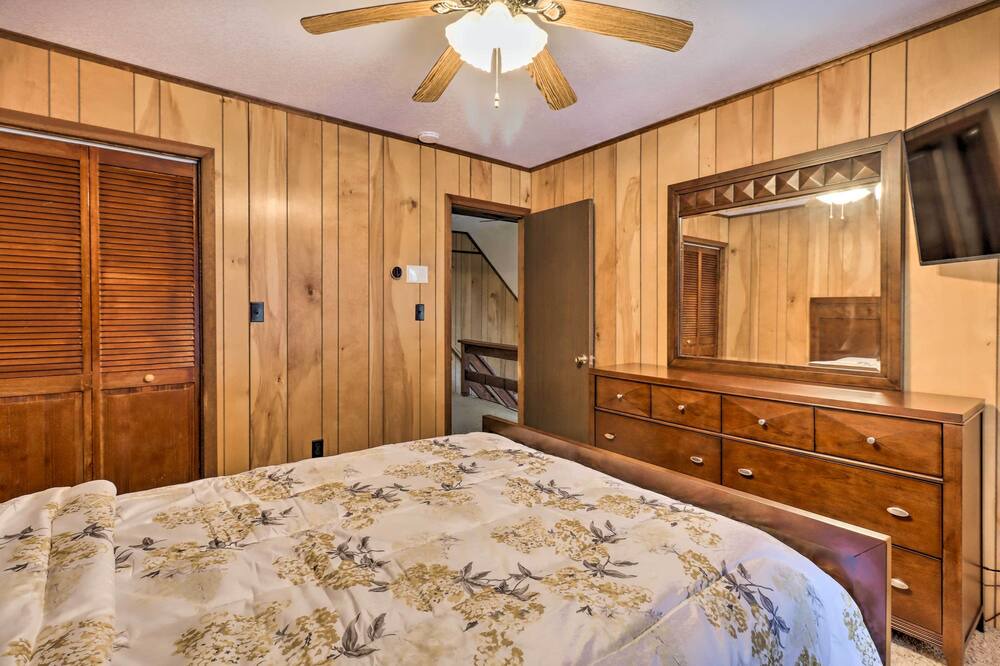 Photo of Bedroom in Blakeslee