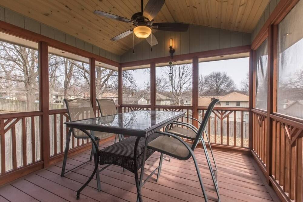 Photo of Outdoor in Parkville