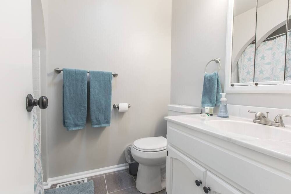 Photo of Bathroom in Parkville