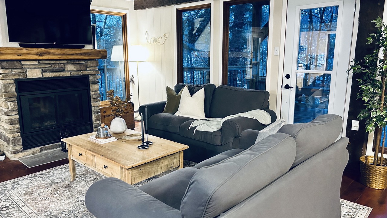 Photo of Livingroom in Mont Ste. Marie