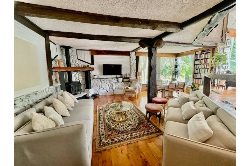 Photo of Livingroom in Cantley