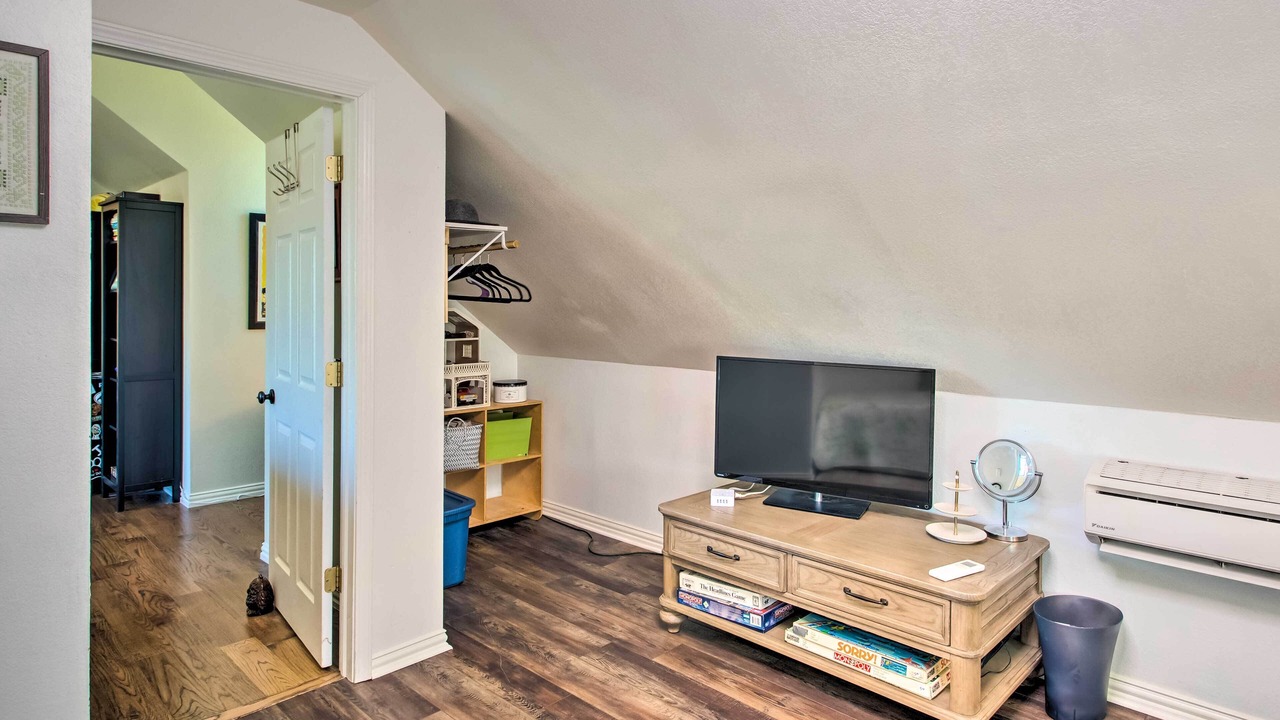 Photo of Livingroom in Flower Mound