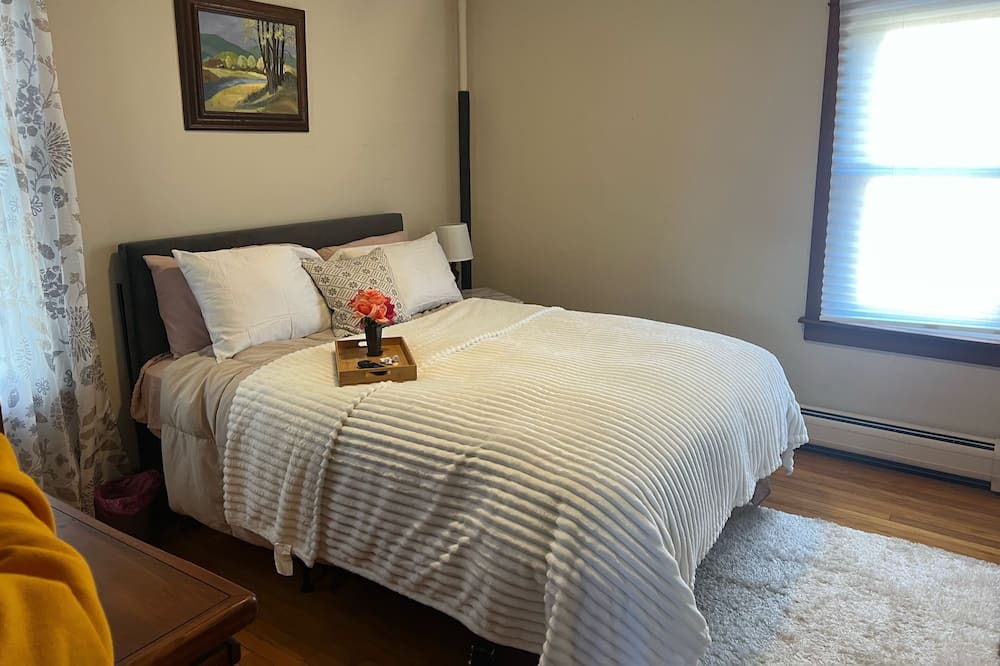 Photo of Bedroom in East Haven  Rutland County