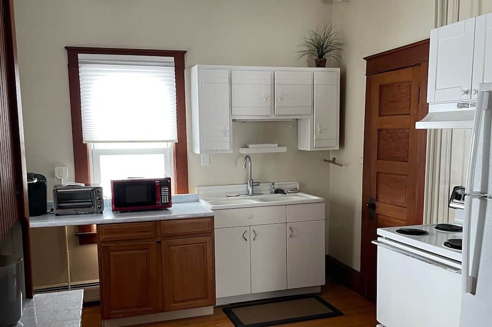 Photo of Kitchen in East Haven  Rutland County