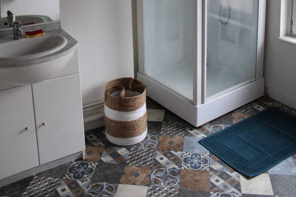 Photo of Bathroom in Pont-l'Eveque