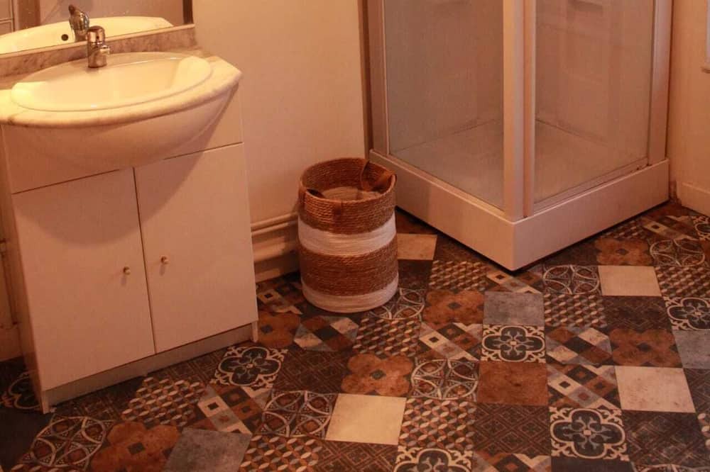 Photo of Bathroom in Pont-l'Eveque