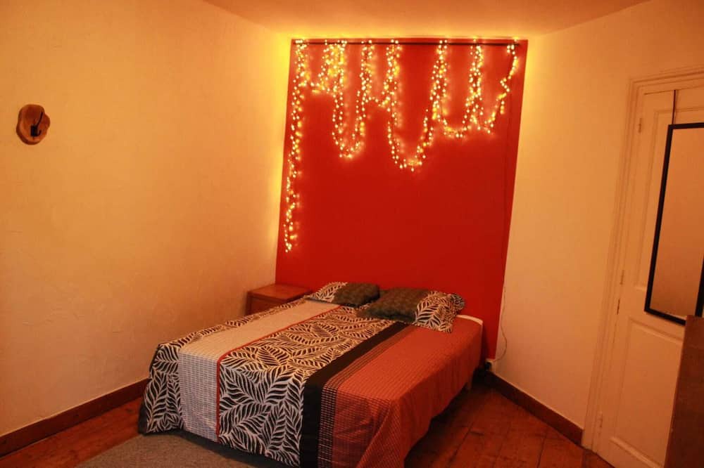 Photo of Bedroom in Pont-l'Eveque