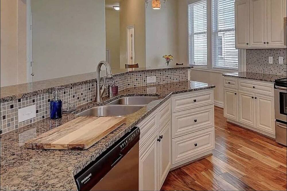 Photo of Kitchen in East Ocean View