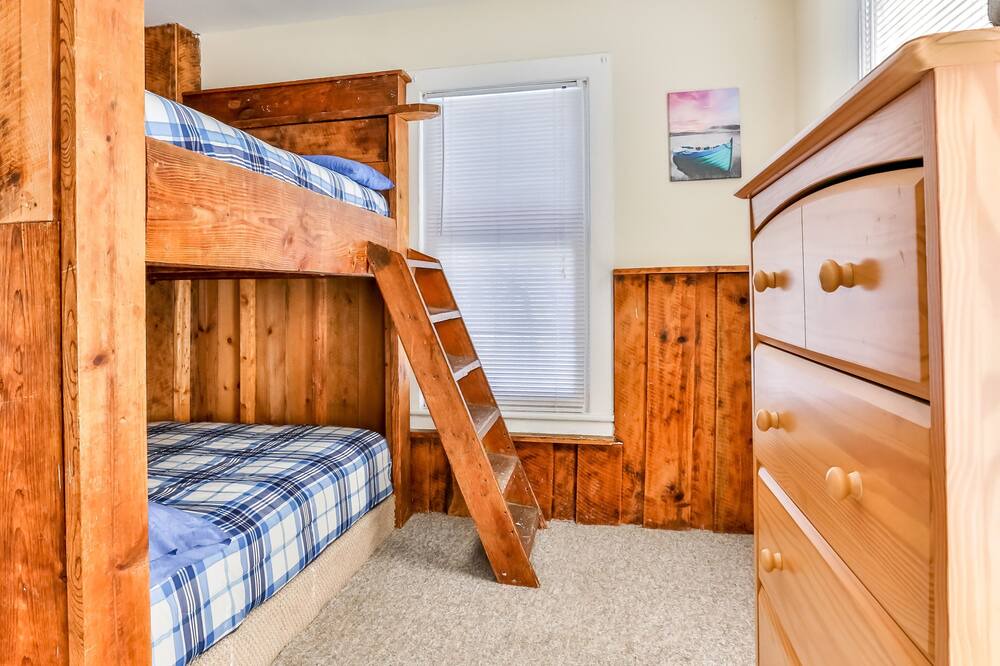 Photo of Bedroom in Tannersville