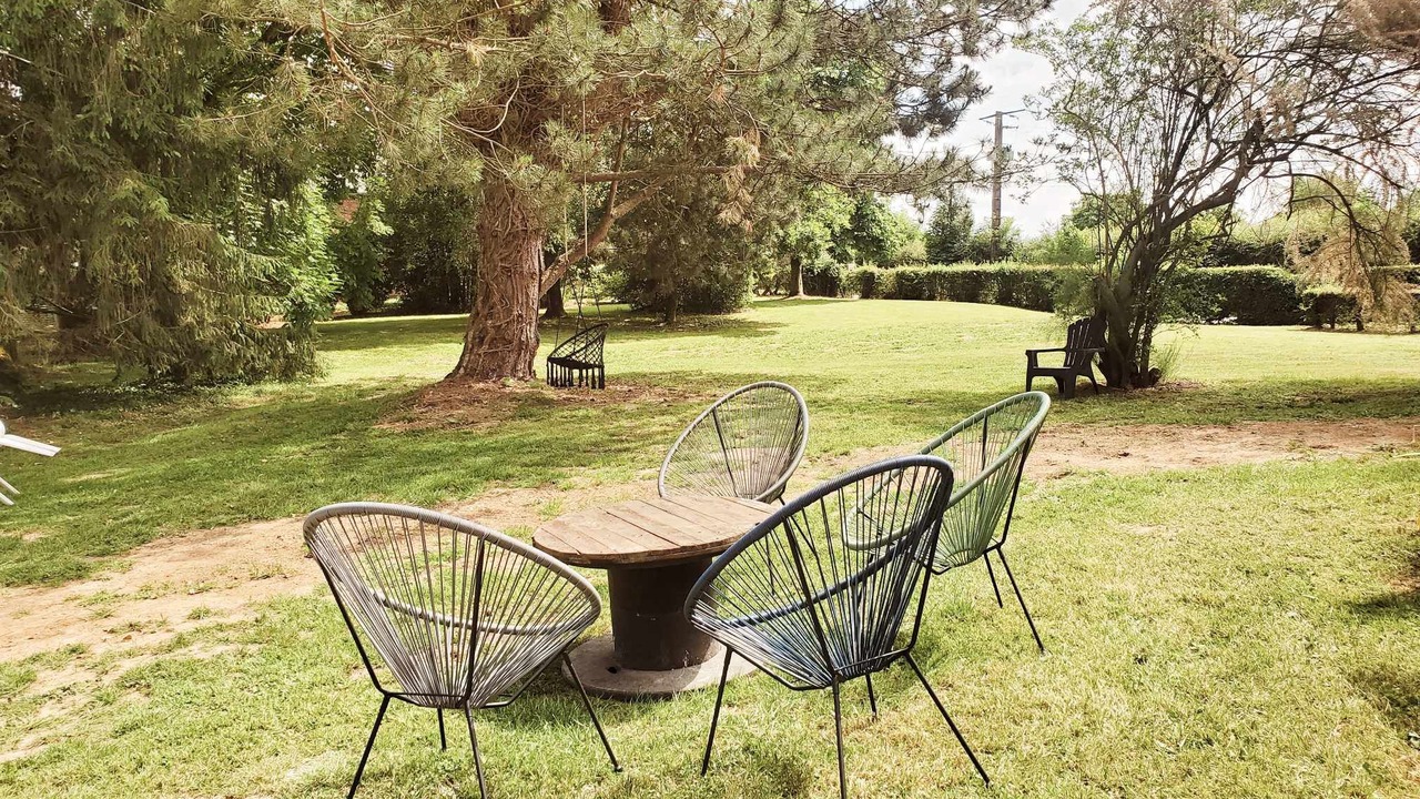 Photo of Outdoor in Floyon